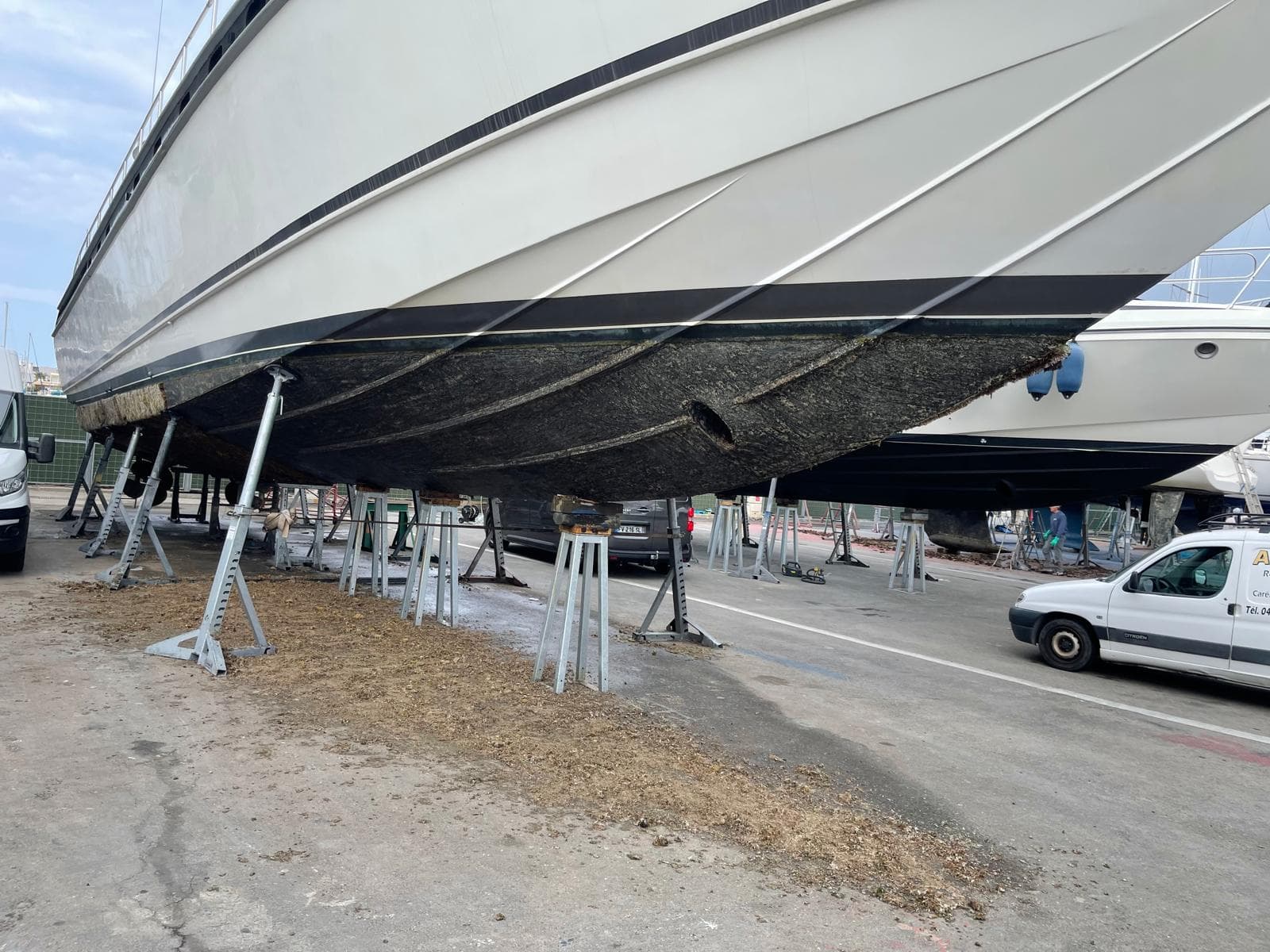 Antifouling service — NVMarine Antifouling — Before